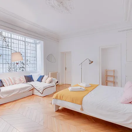 Apartman Spacieux A Deux Pas De Notre-dame *