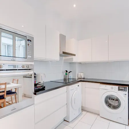 Spacieux à Deux Pas De Notre-dame