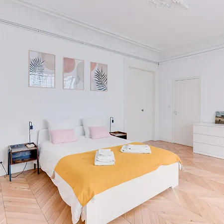 Spacieux A Deux Pas De Notre-dame Apartamento